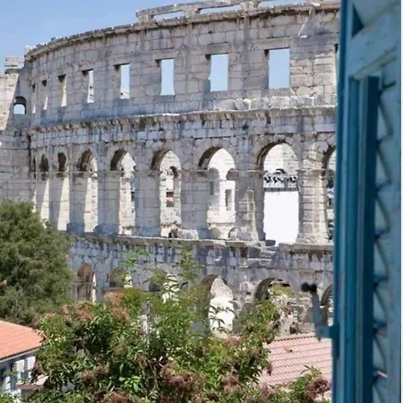 Spectacular View Of The Colloseum Apartman Póla
