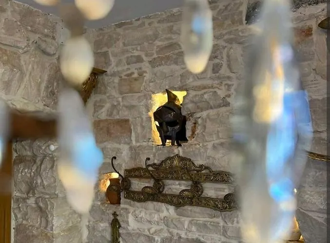 Spectacular View Of The Colloseum 풀라