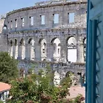 Spectacular View Of The Colloseum 公寓 普拉